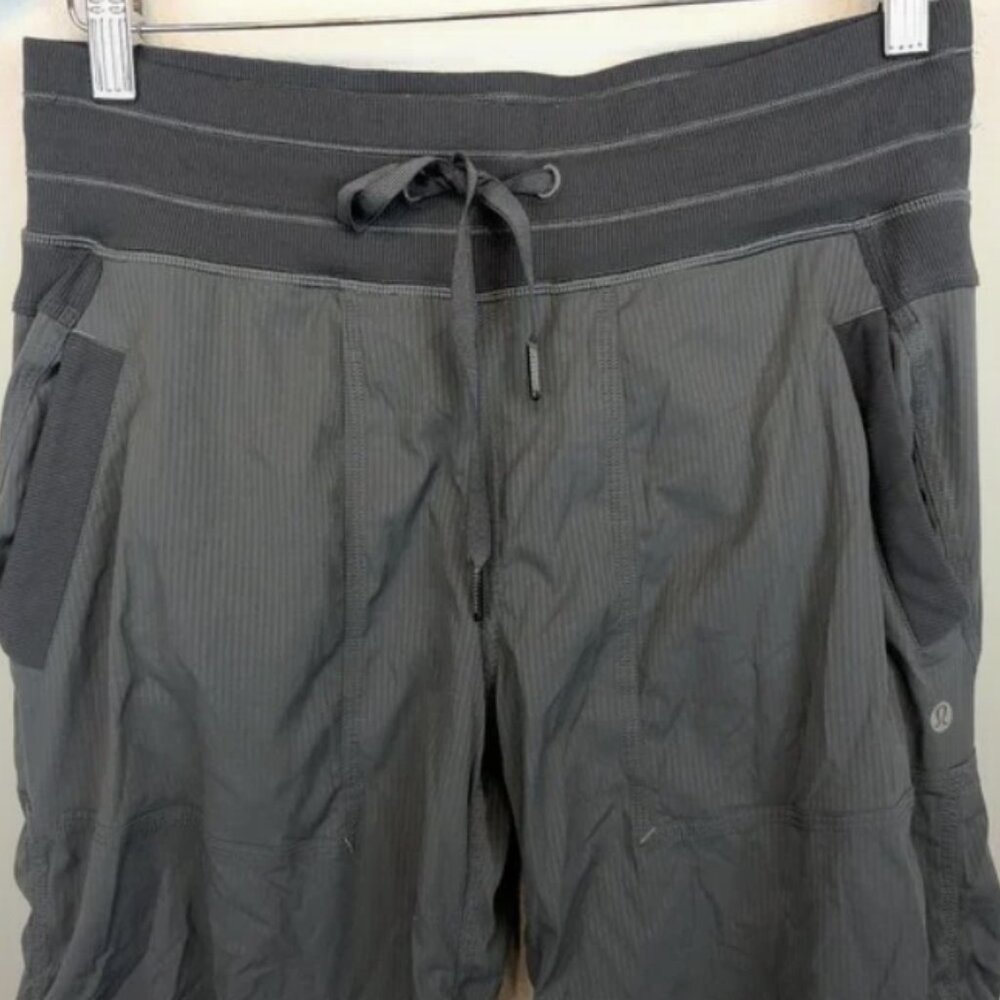 lululemon athletica Charcoal Gray Cropped Drawstring Capris - Picture 2 of 6